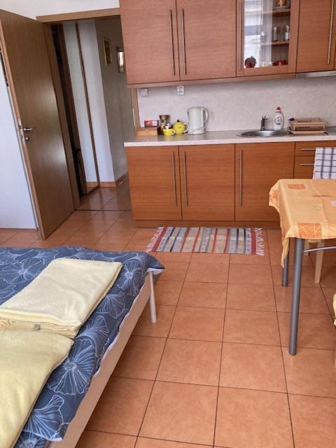 Aparthotel City 5 Prague Ngoại thất bức ảnh
