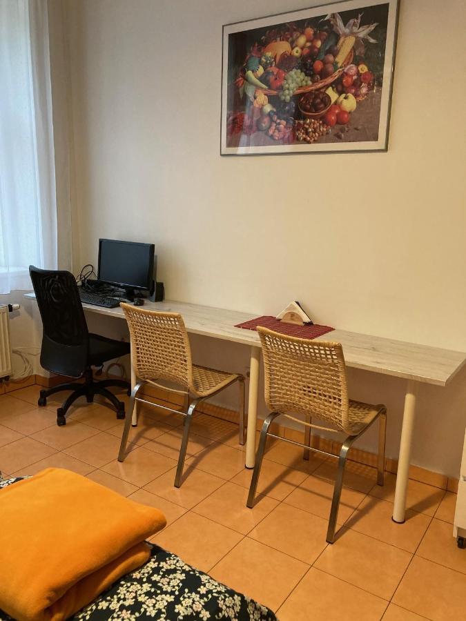 Aparthotel City 5 Prague Ngoại thất bức ảnh